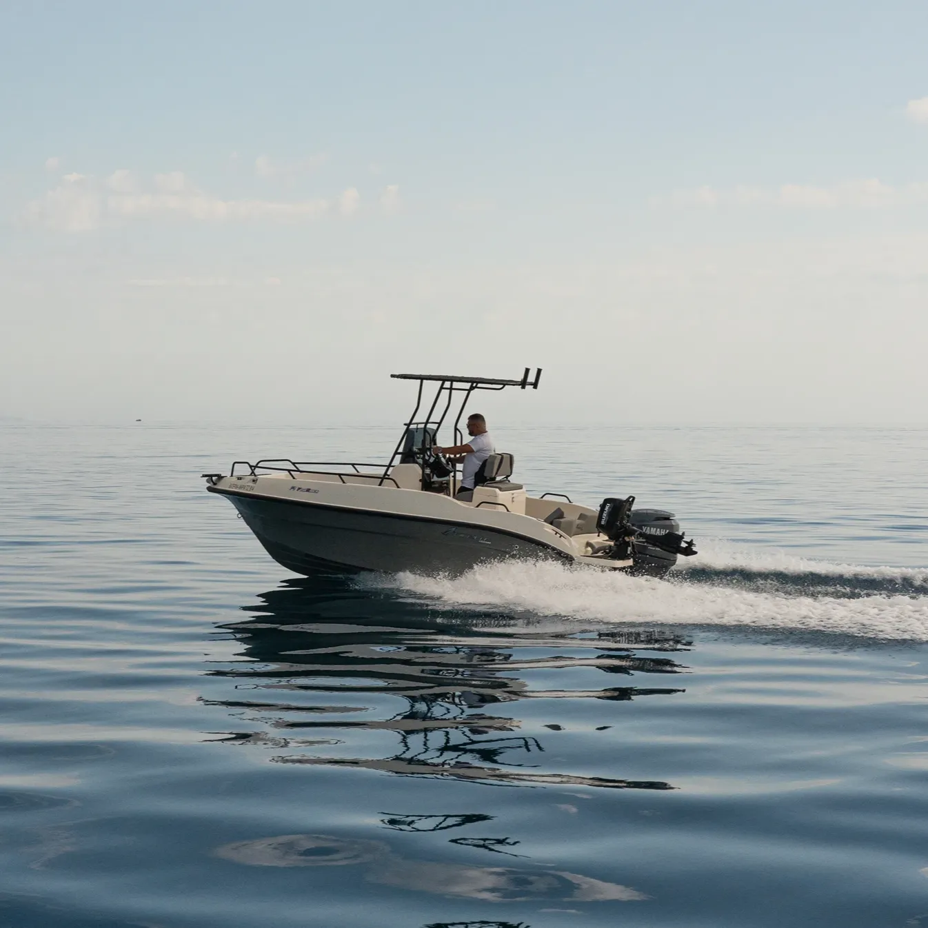 OMEGA 53 Fishrider